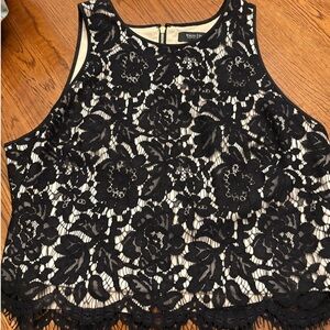 White House Black Market Floral Lace Sleeveless Top